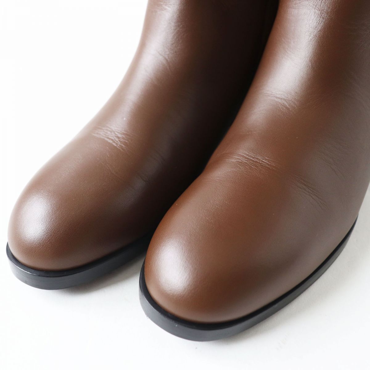 Gucci Women's Leather Long Boots Brown