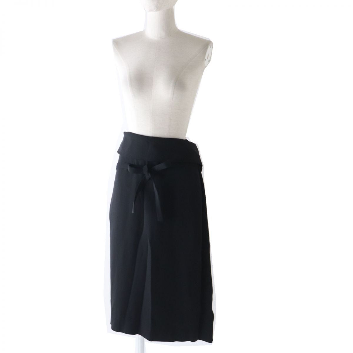 Burberry London Long Wrap Skirt Black 40