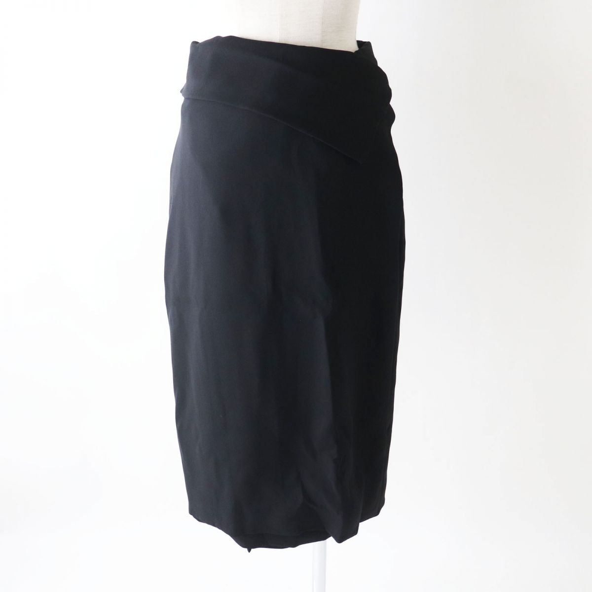 Burberry London Long Wrap Skirt Black 40