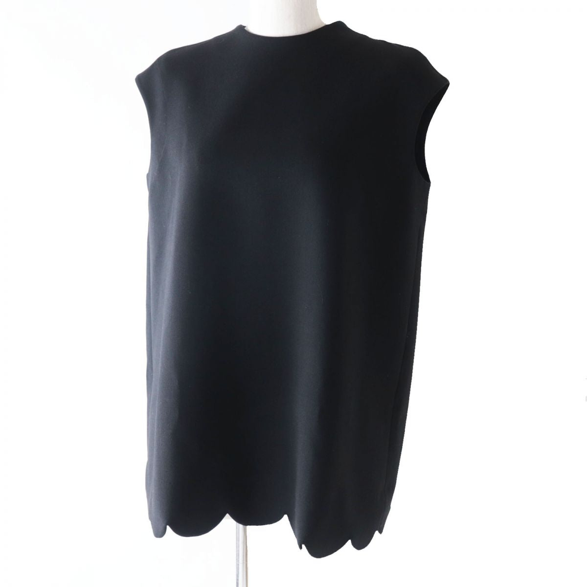 Yoko Chan Women's Faux Pearl Sleeveless Top Black