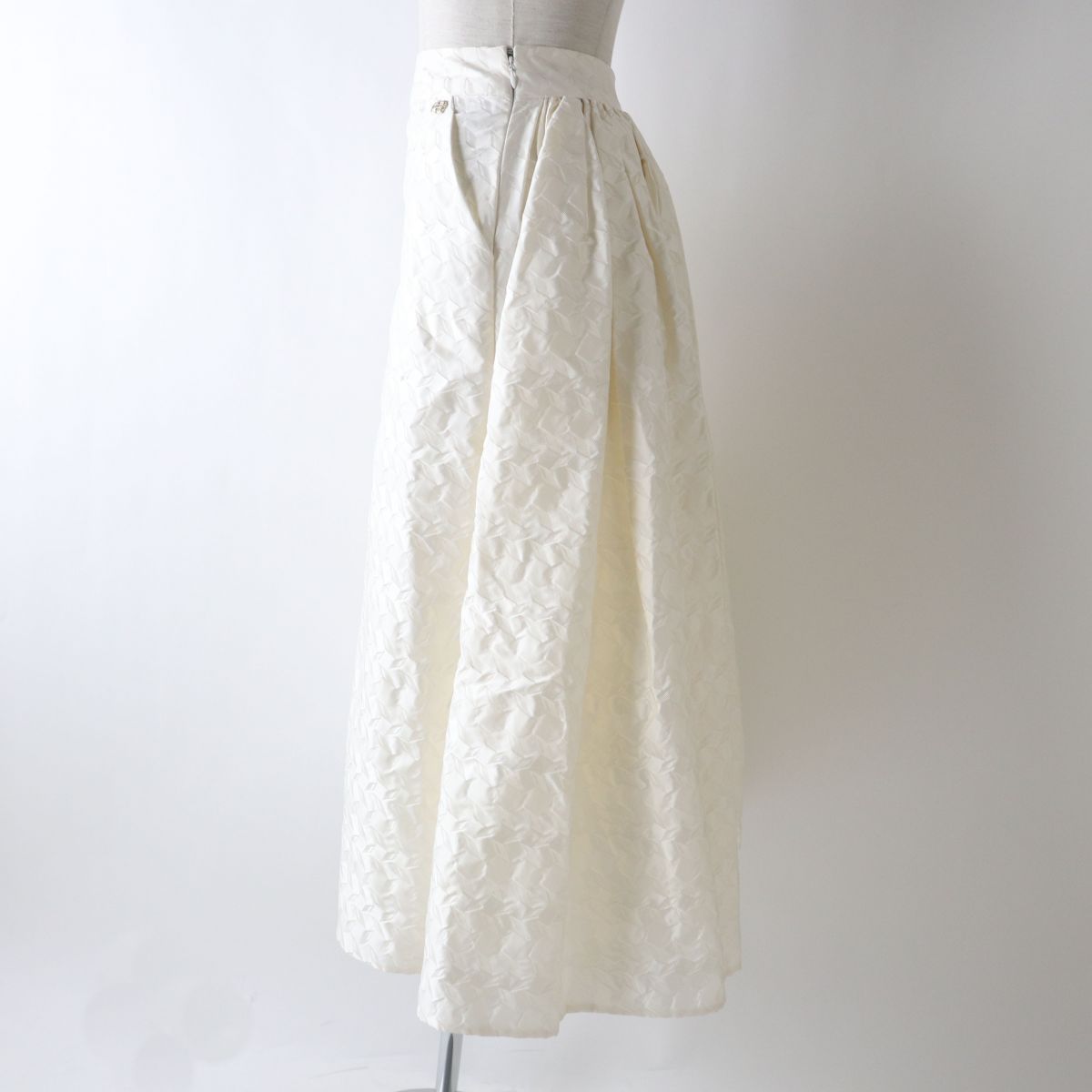 Chanel 100% Silk Pleated Skirt COCO Mark 34