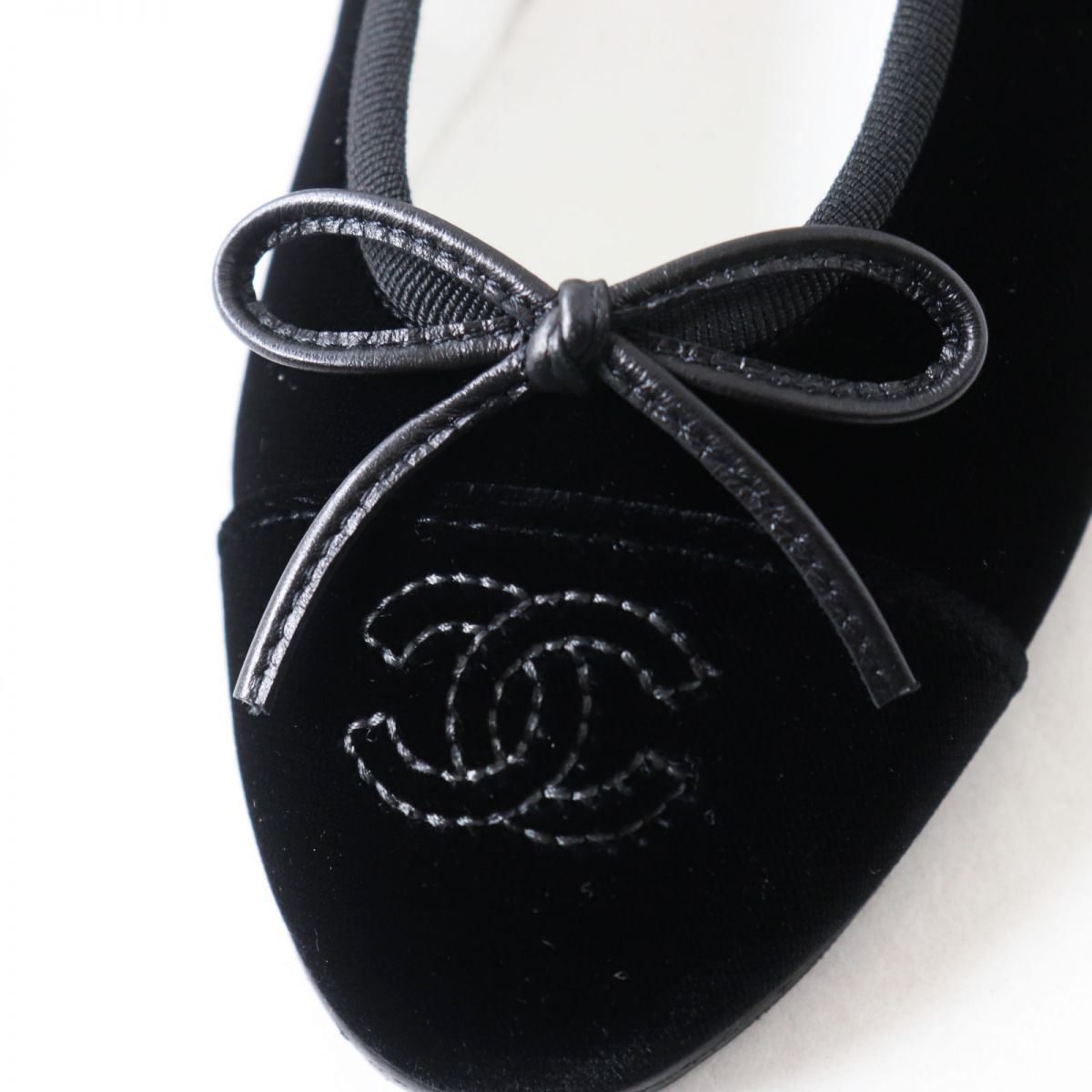 Chanel COCO Mark Ribbon Velvet Flat Shoes