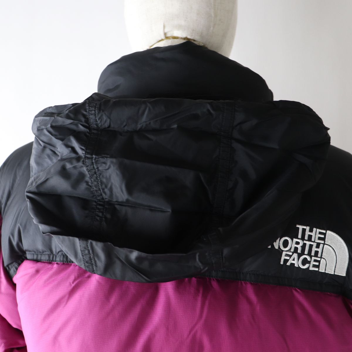 The North Face Women's Nuptse Jacket Purple M