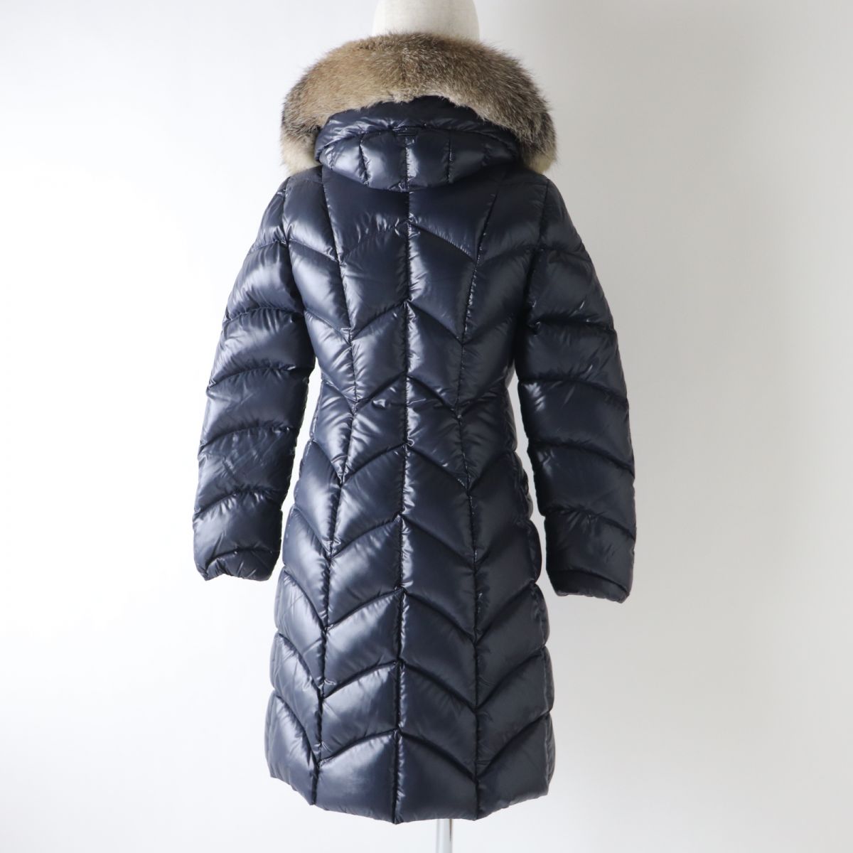 Moncler ALBIZIA Women's Down Coat Navy