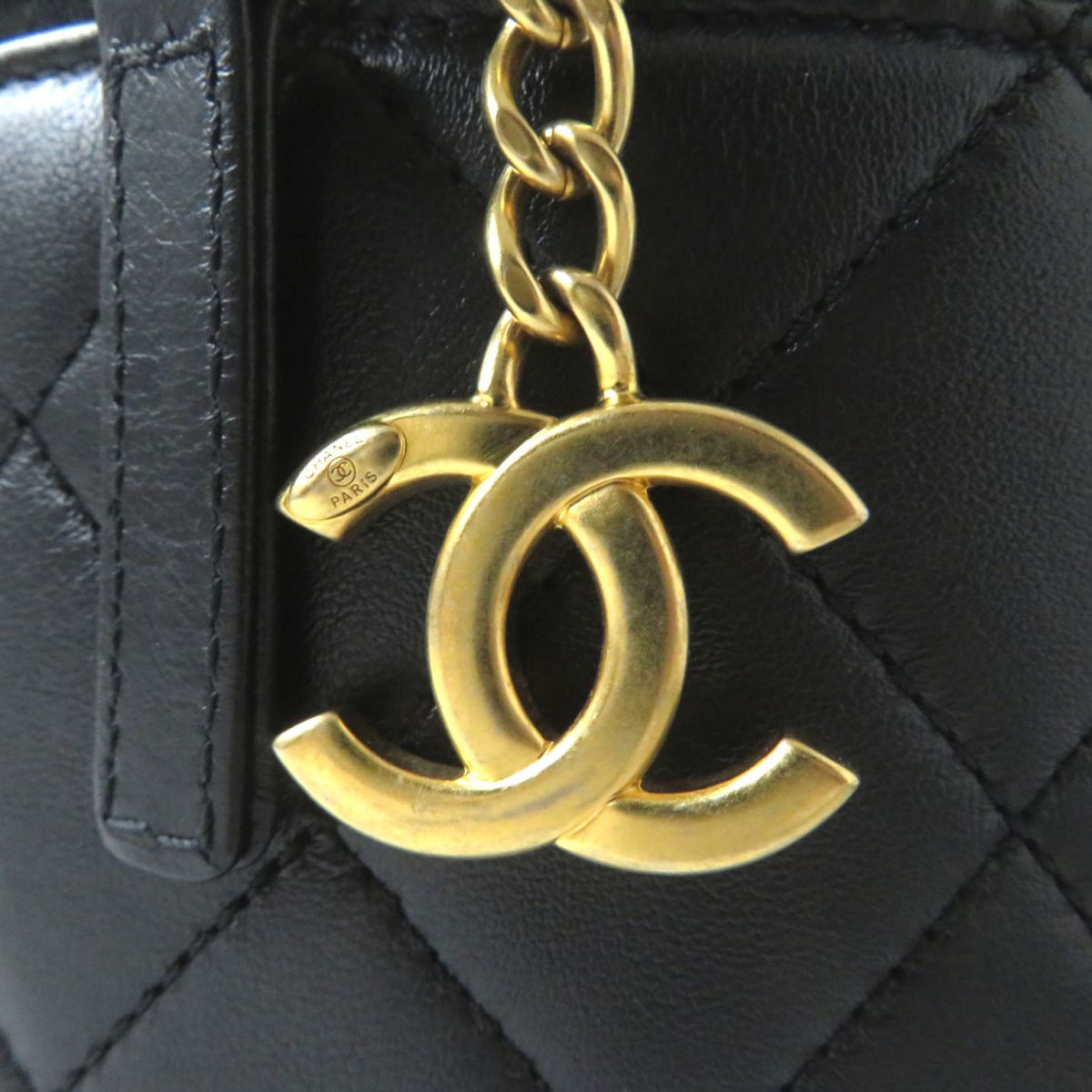 Chanel Lambskin Vanity Case Shoulder Bag AS3210