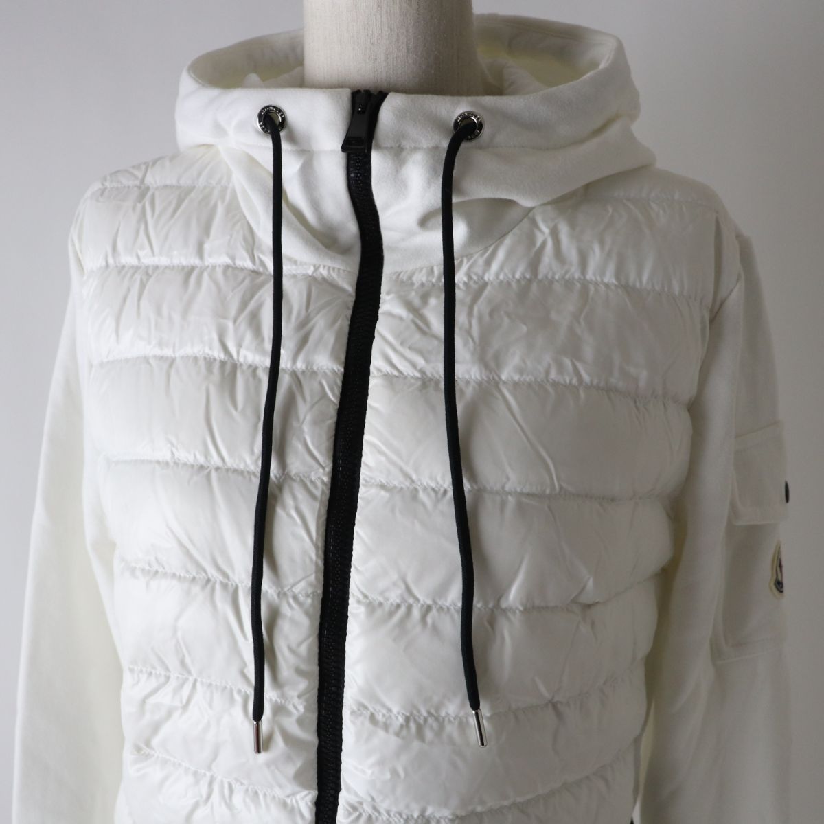 Moncler MAGLIA CARDIGAN Women's Zip Hoodie White M