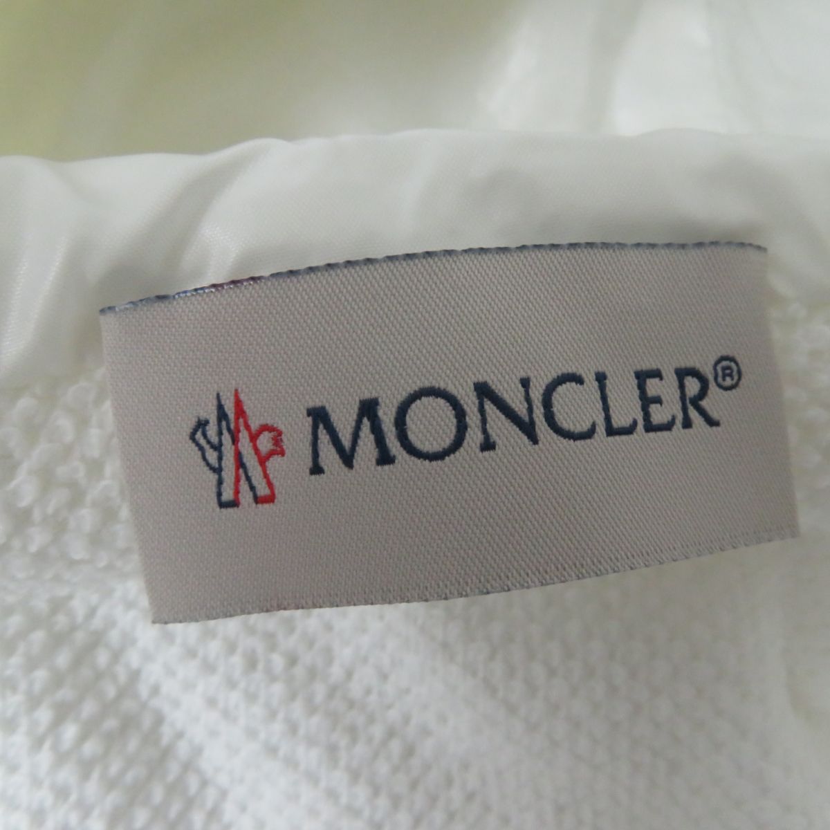 Moncler MAGLIA CARDIGAN Women's Zip Hoodie White M