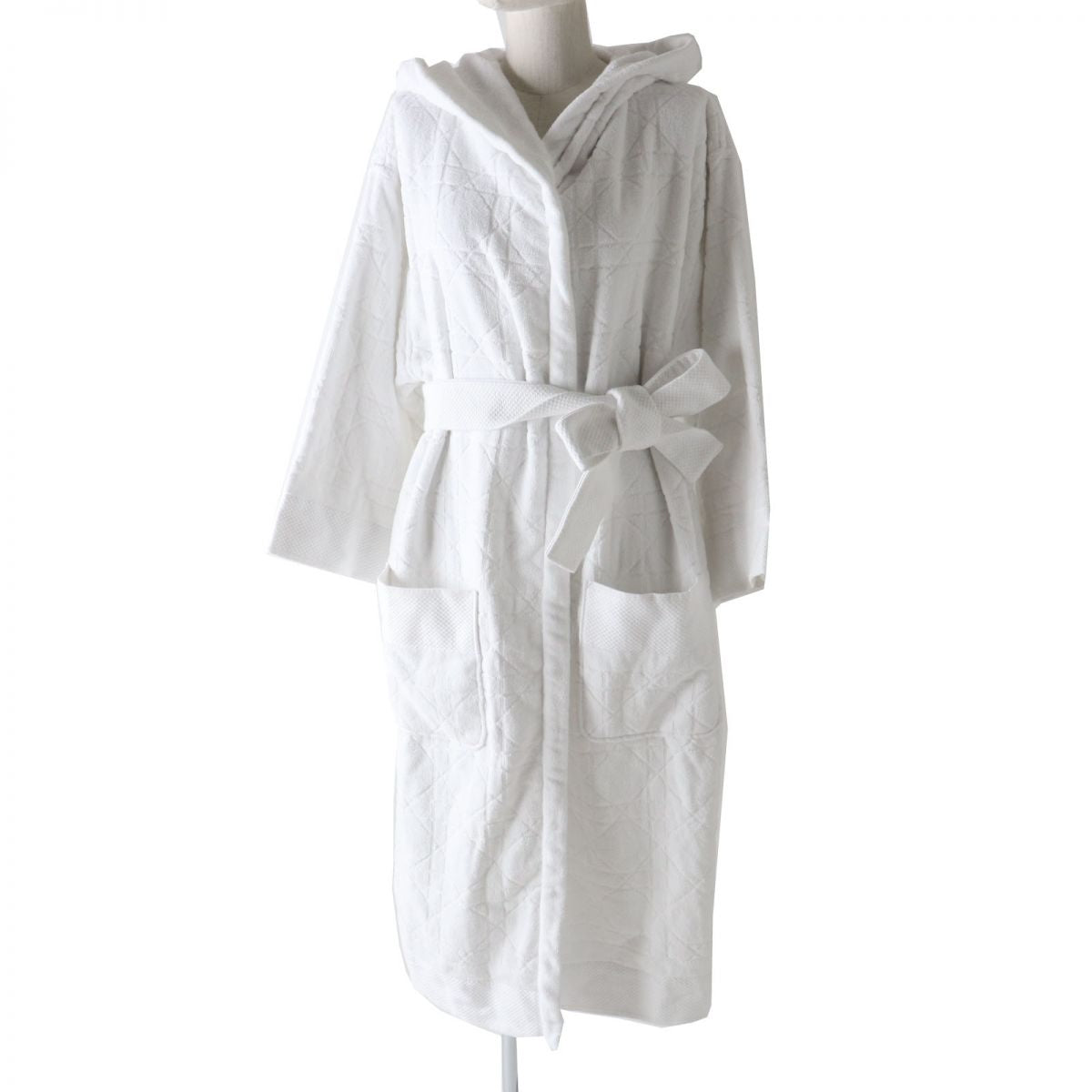 Dior Cannage 30 Montaigne Bathrobe White