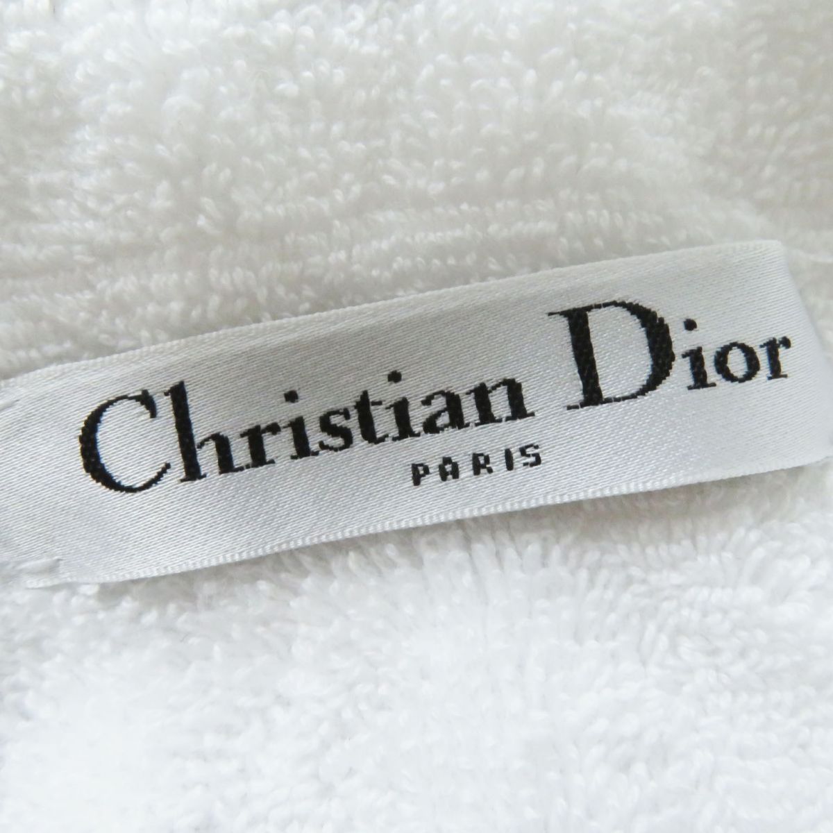 Dior Cannage 30 Montaigne Bathrobe White