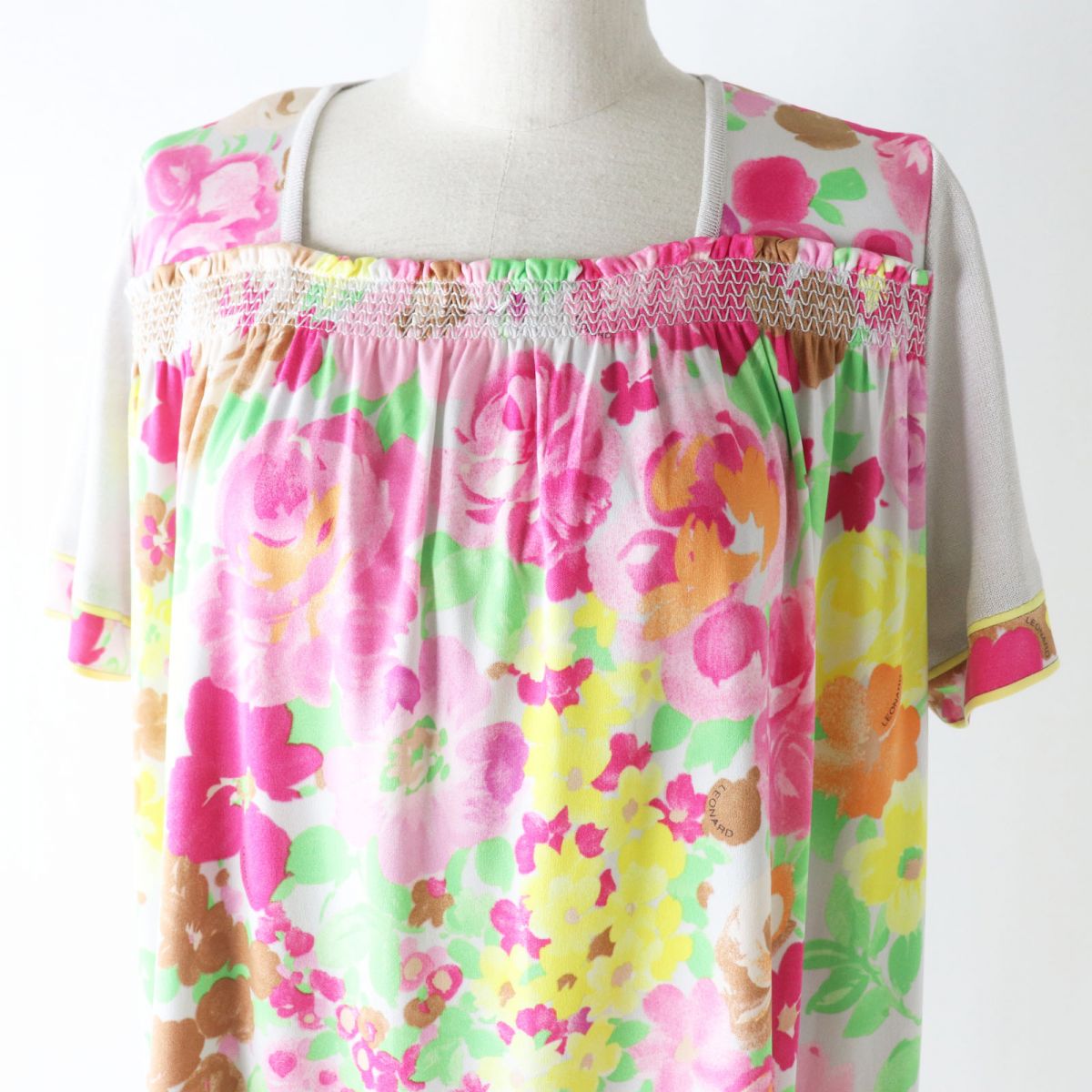 LEONARD Silk Knit Dress Multicolor Floral 40