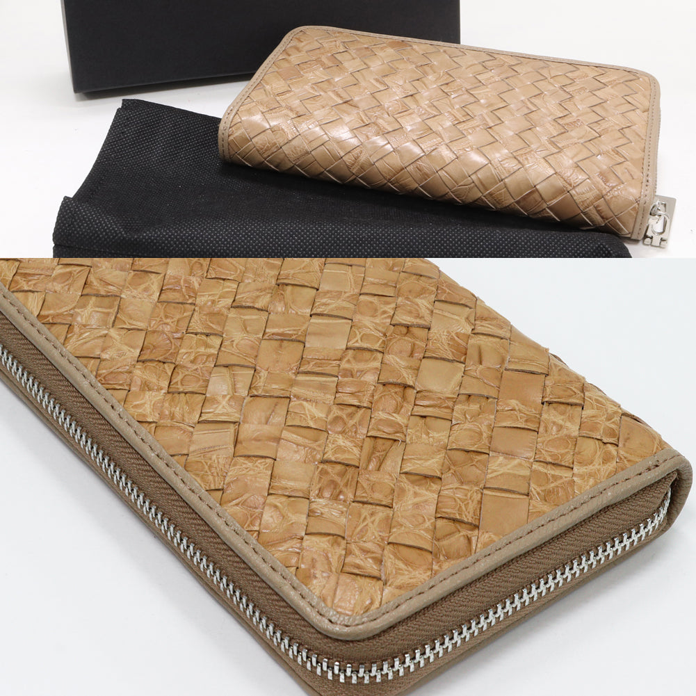 Crocodile Round Zipper Long Wallet Beige in Pristine Condition