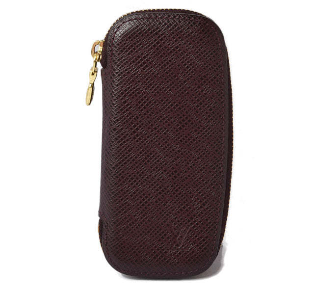 Louis Vuitton Taiga Leather Key Case M30606