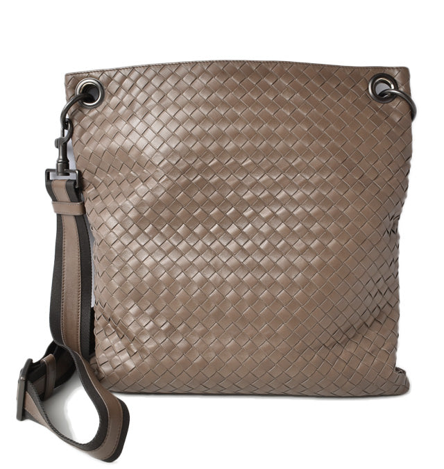 Bottega Veneta Leather Crossbody Messenger Bag Intrecciato VN Light Brown in Great Condition