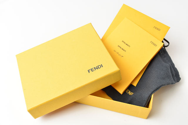 Fendi Leather Card Case Black/Gold in Pristine Condition