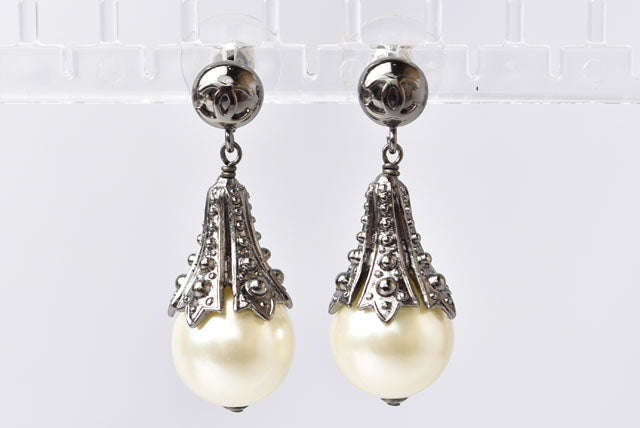 Chanel Pearl Motif Earrings Gunmetal