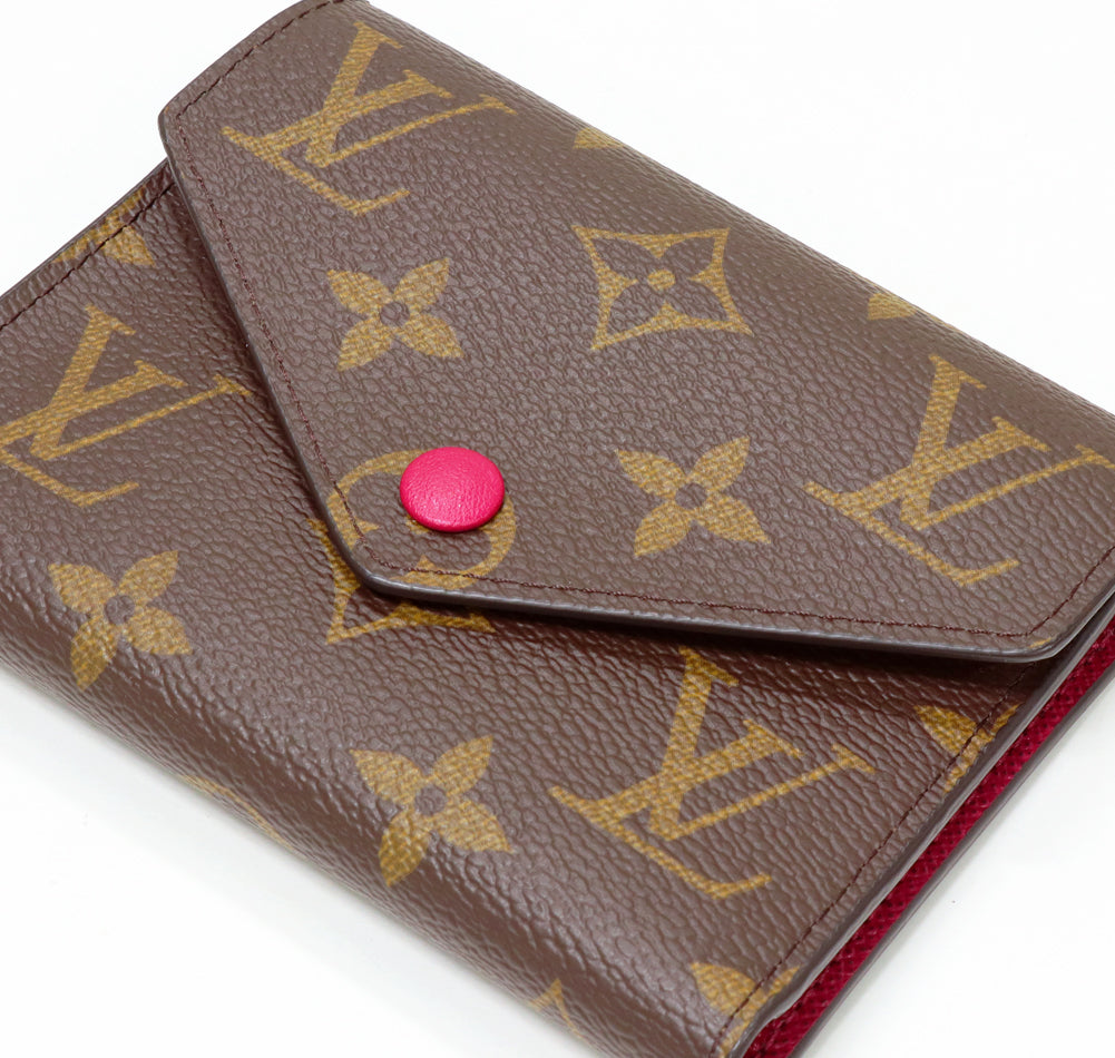 Louis Vuitton Monogram Canvas Trifold Wallet M41938 in Pristine Condition