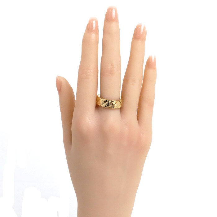 Chanel Yellow Gold Matelasse Ring Size 54