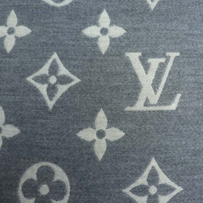 Louis Vuitton Monogram Wool Scarf M79226