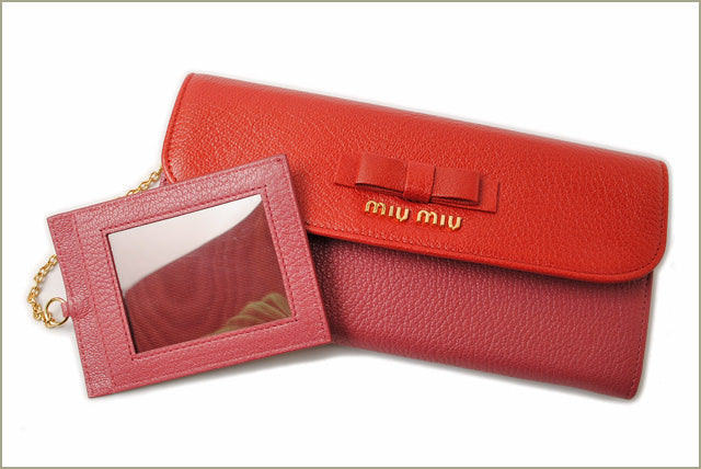 Miu Miu Leather Wallet with Pass Case 5M1109