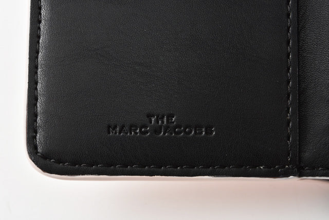 MARC JACOBS Mini Wallet The Softshot Pink in Pristine Condition