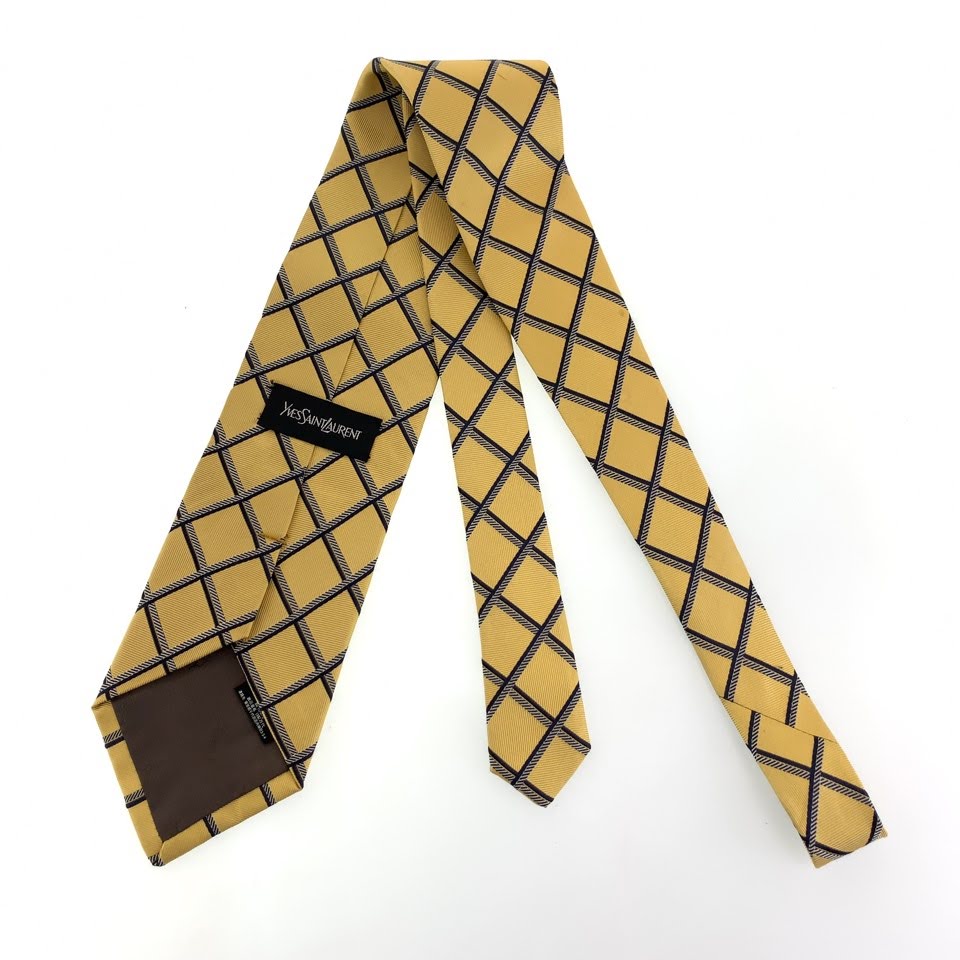 Yves Saint Laurent Silk Square Pattern Tie 101721 in Very Good Condition