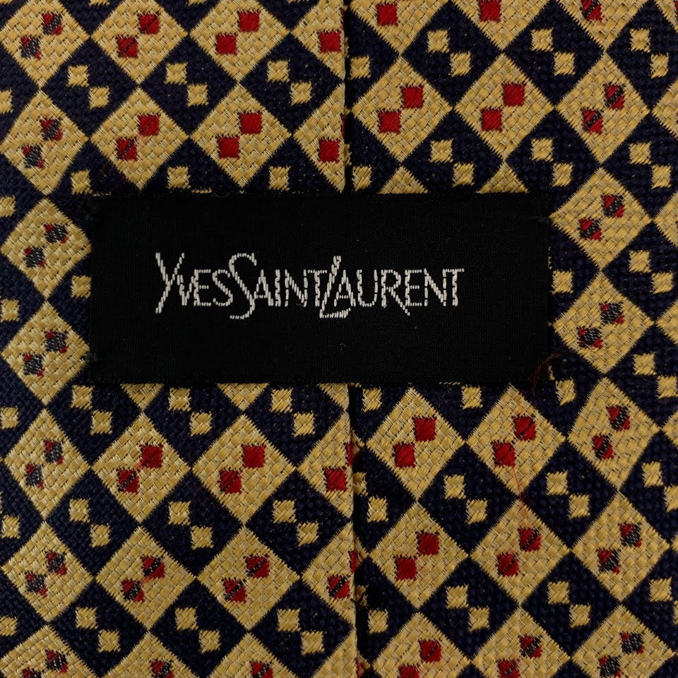 Yves Saint Laurent Silk 9cm Tie D-TK 8075 in Very Good Condition