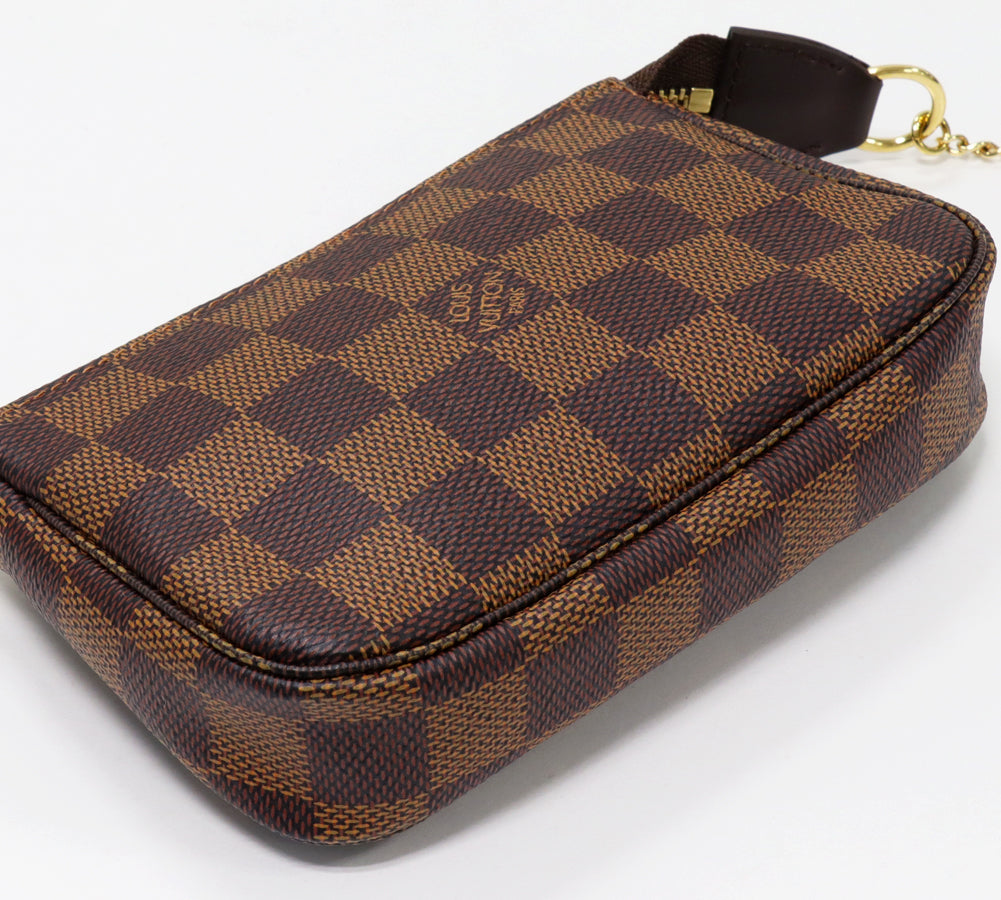 Louis Vuitton Damier Mini Pochette Accessoires Clutch N58009 in Pristine Condition