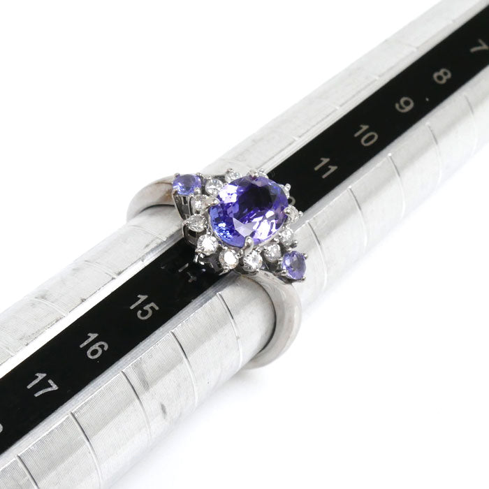 K18WG White Gold Tanzanite Diamond Ring