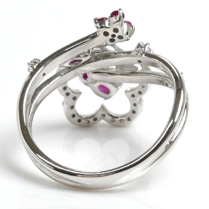 K18WG White Gold Ruby Flower Ring