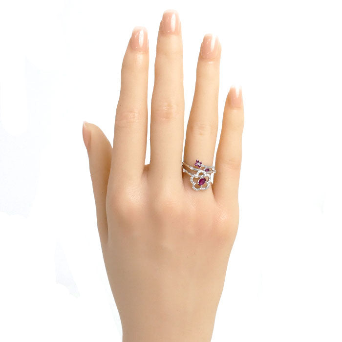 K18WG White Gold Ruby Flower Ring