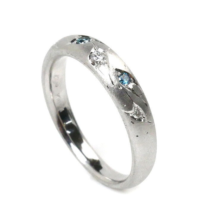 K18WG White Gold Blue Diamond Ring