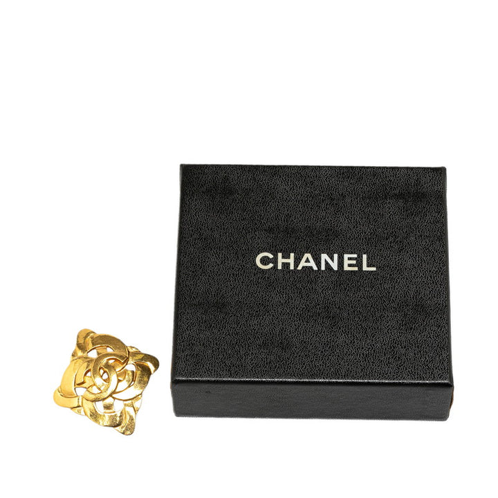 Chanel Vintage Coco Mark Brooch Gold Plated in Very Good Condition