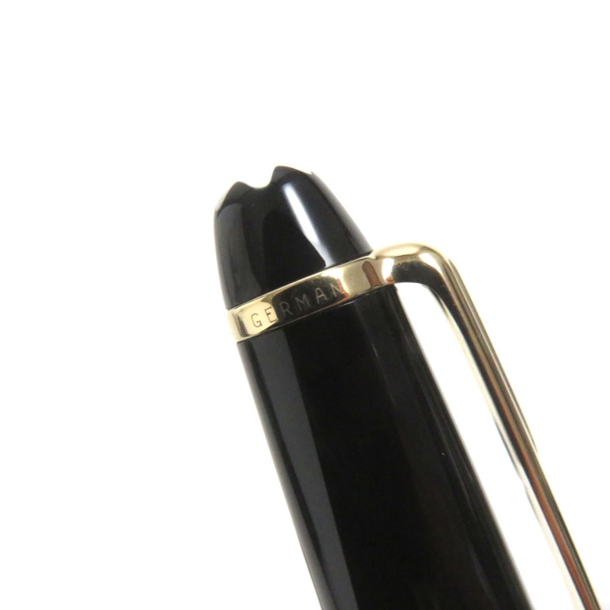 Montblanc Meisterstuck White Star 14K Fountain Pen