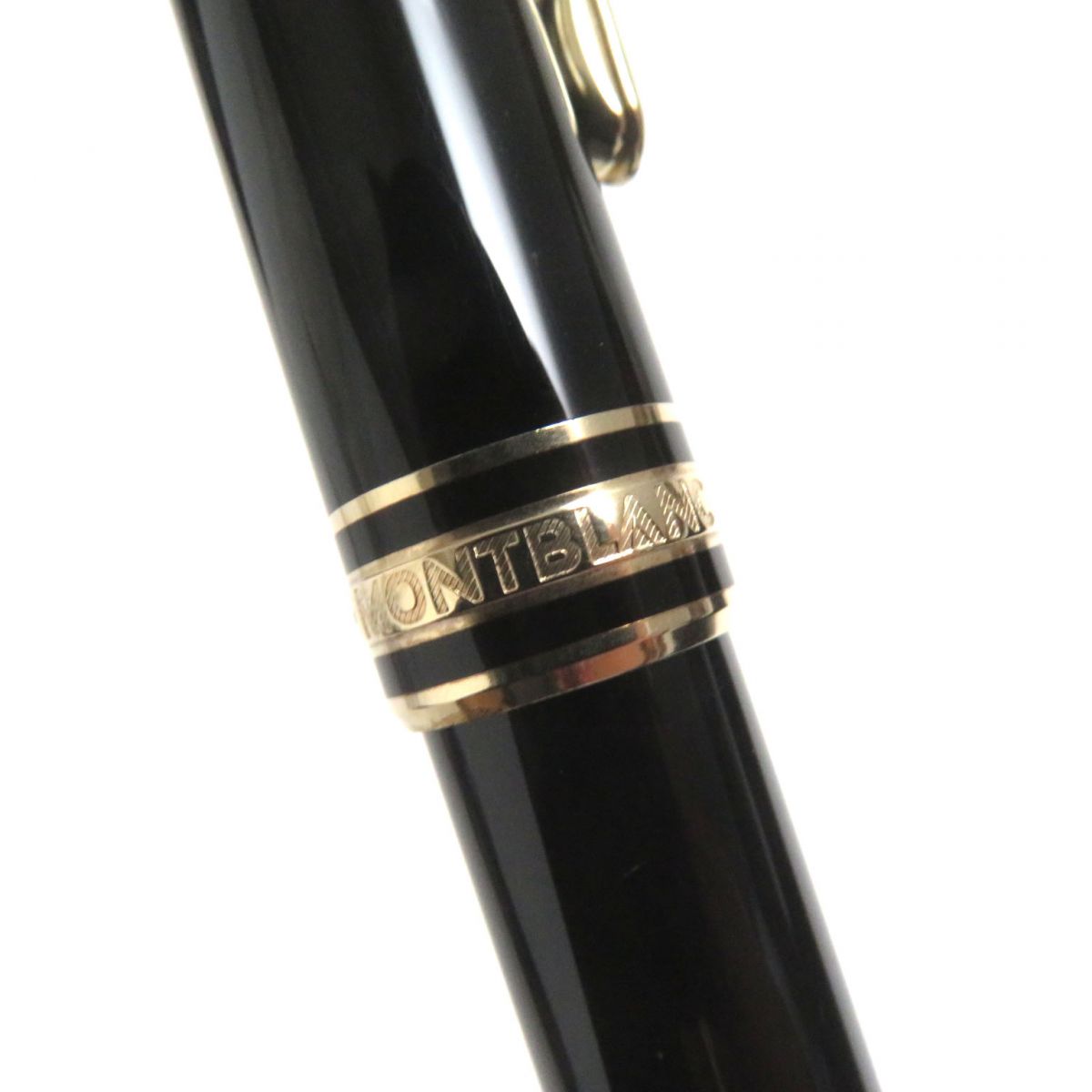 Montblanc Meisterstuck White Star 14K Fountain Pen