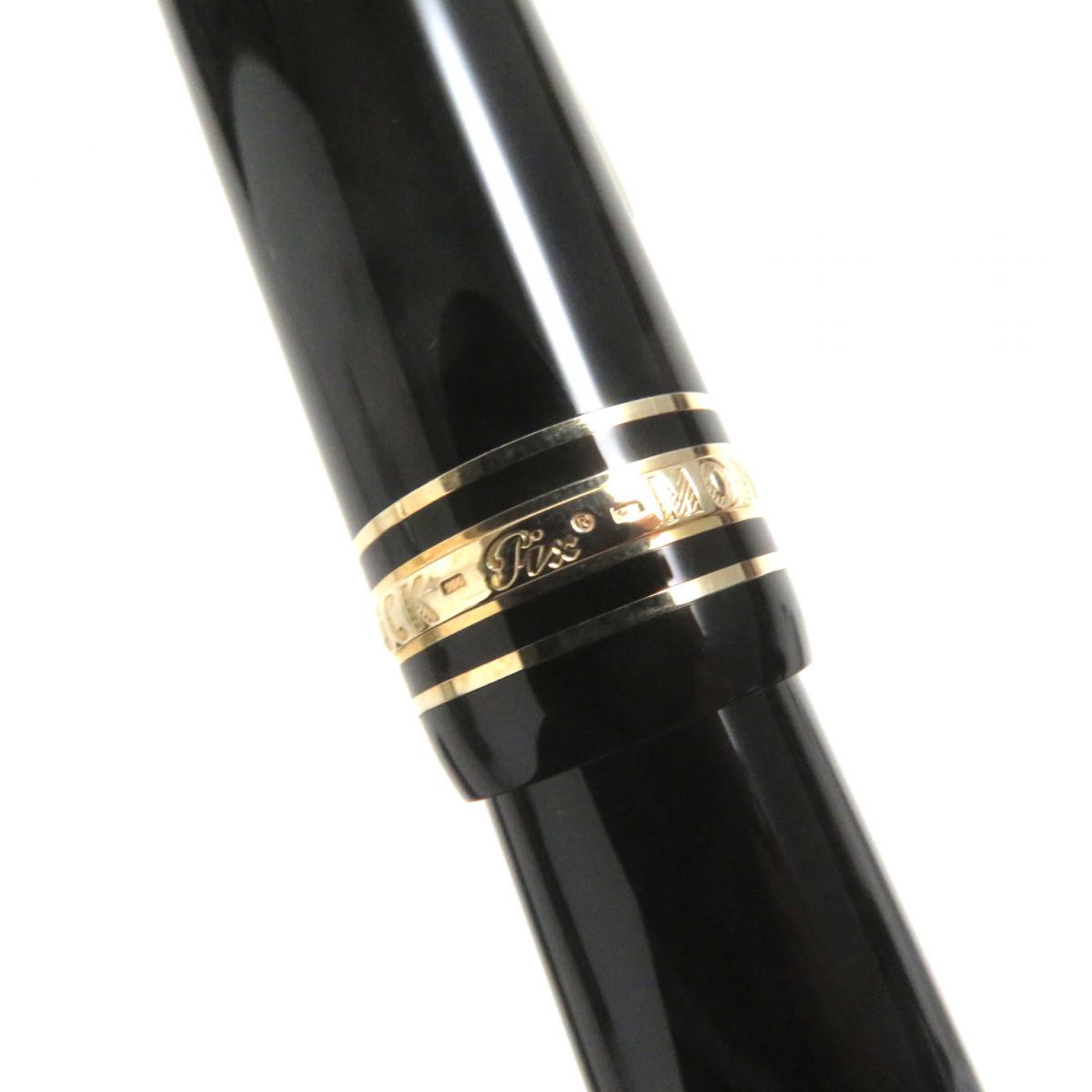 Montblanc Meisterstuck PIX Le Grand 14K Fountain Pen