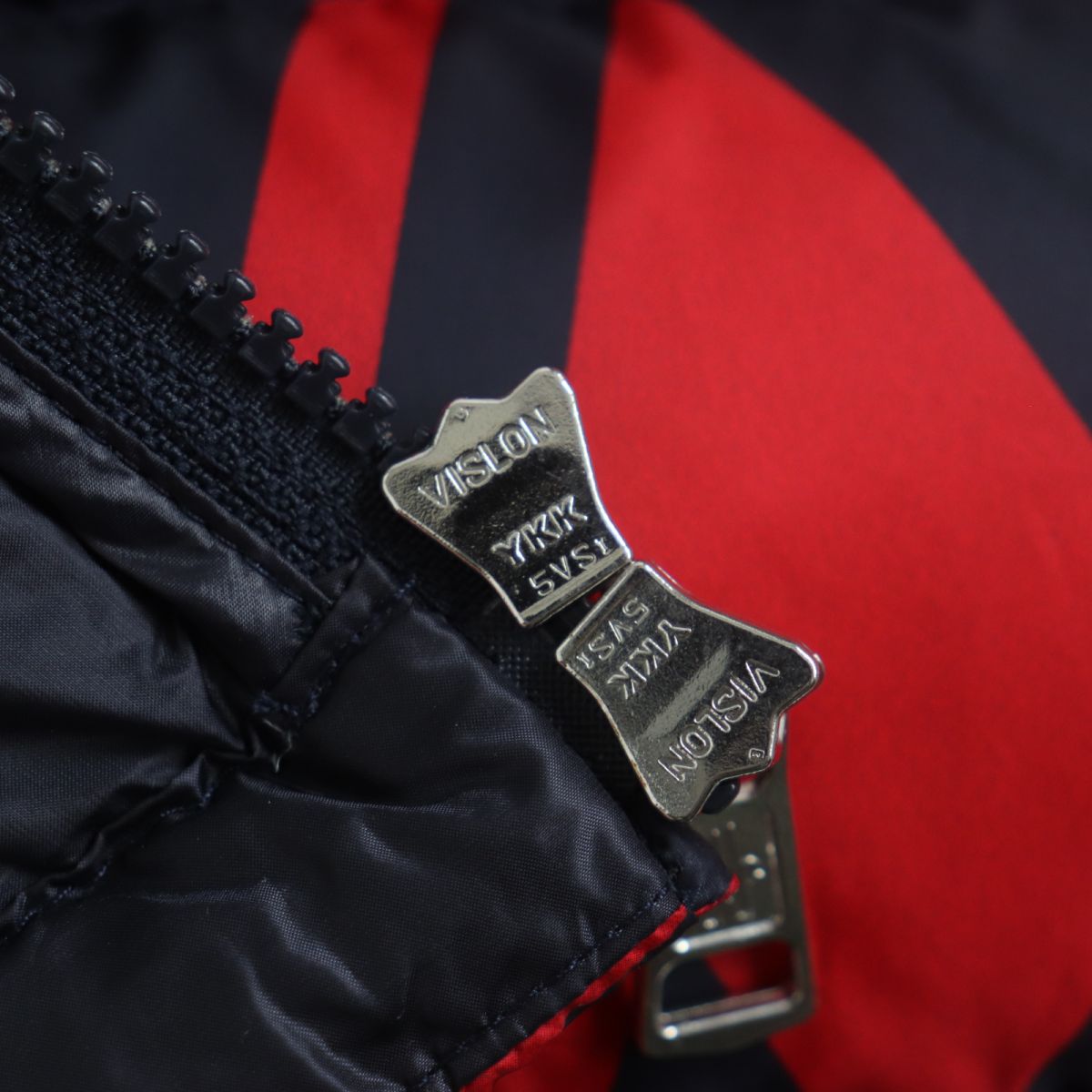 Moncler FRIOLAND Hooded Down Jacket Red Black