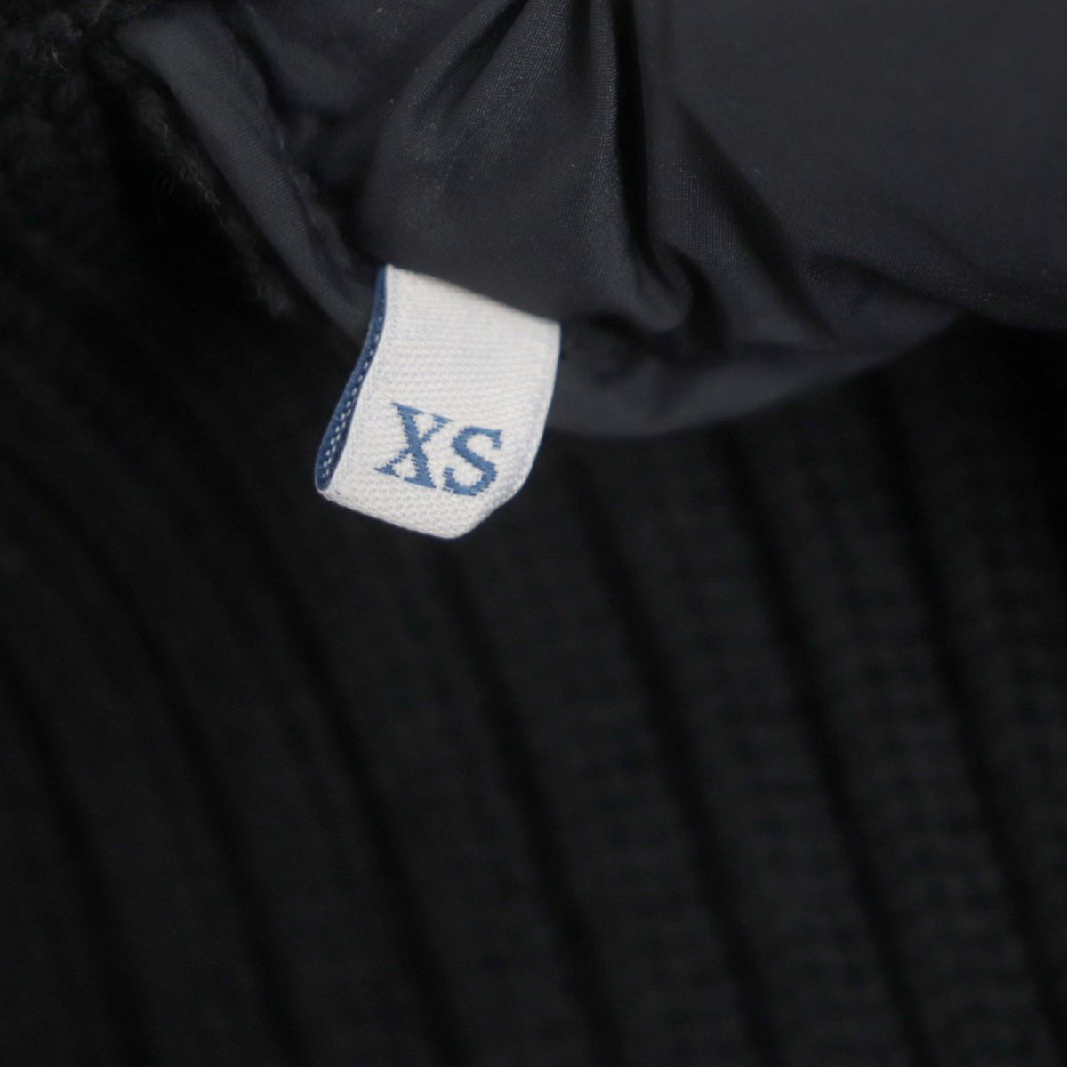 Moncler XS Cardigan Logo Patch Knit Down Jacket