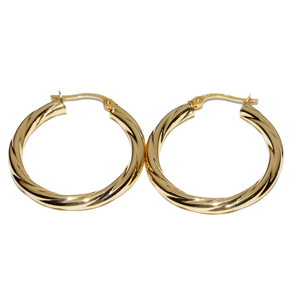 Unoaerre K18YG Hoop Earrings in Pristine Condition