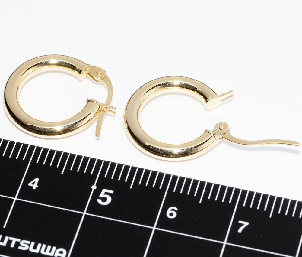 Unoaerre K18YG Hoop Earrings in Pristine Condition