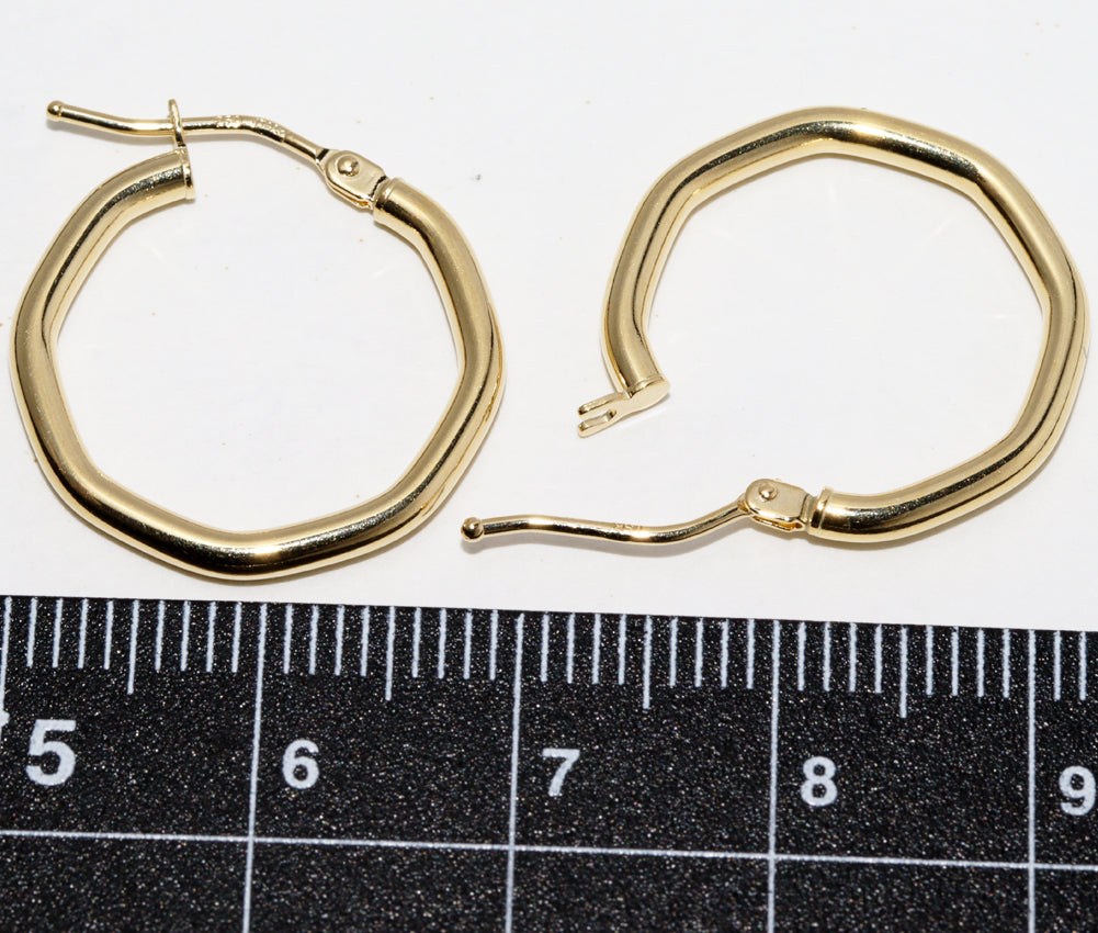 K18YG Hoop Earrings in Pristine Condition