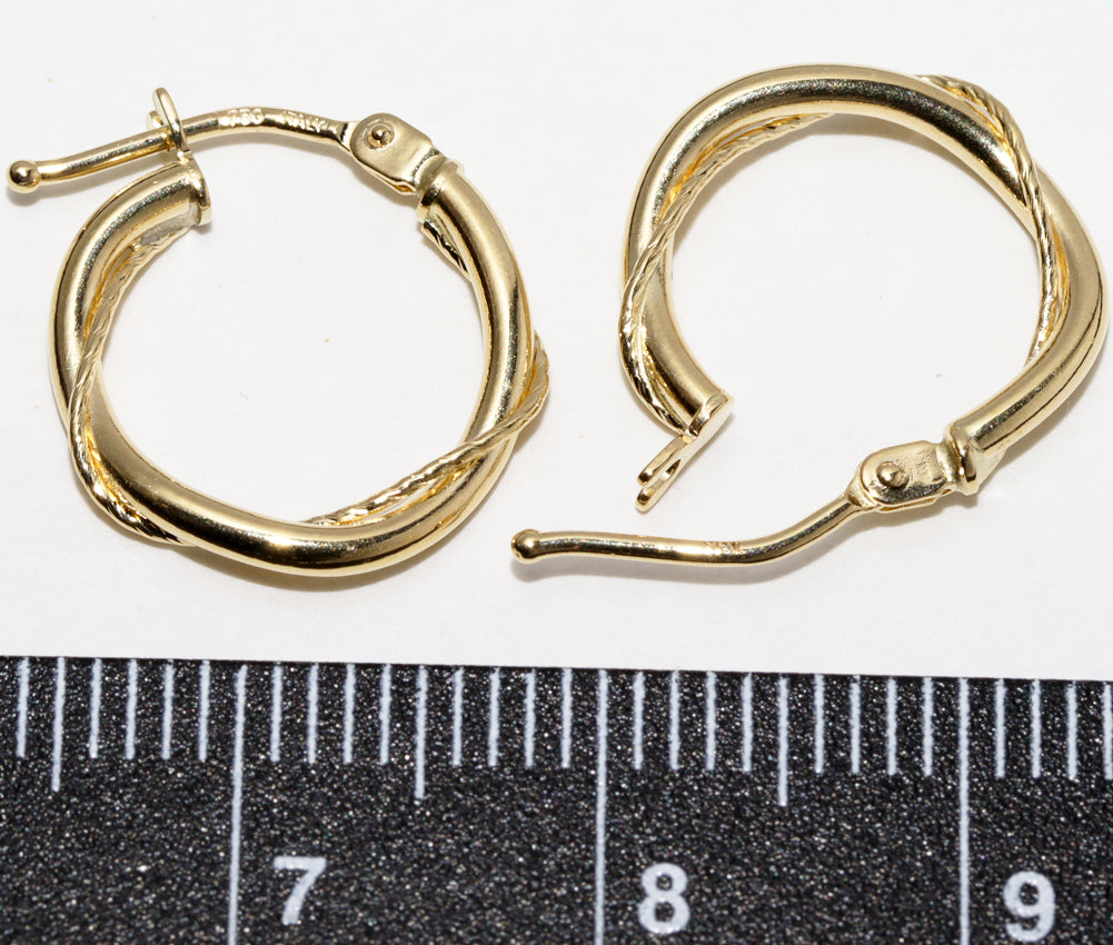 K18YG Hoop Earrings Clip-On Studs in Pristine Condition