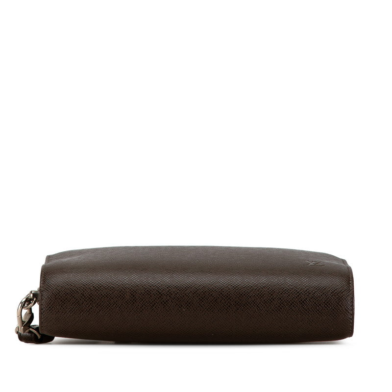 Louis Vuitton Taiga Baikal Leather Clutch Bag M30188