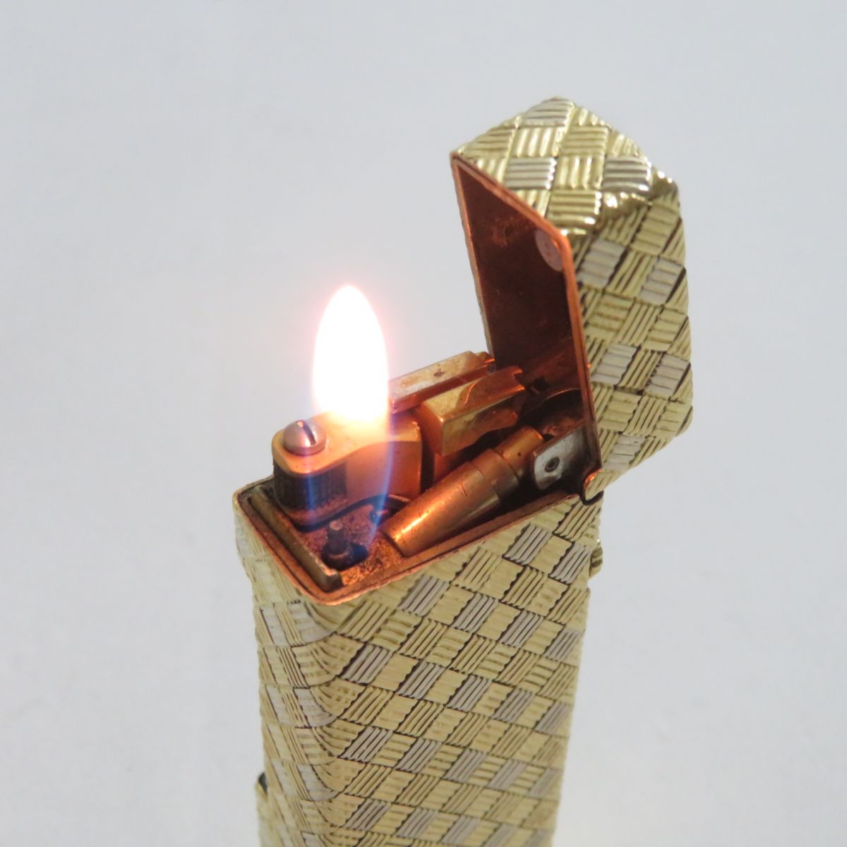 Dunhill 18K Gold Silver Gaslighter Swiss Made