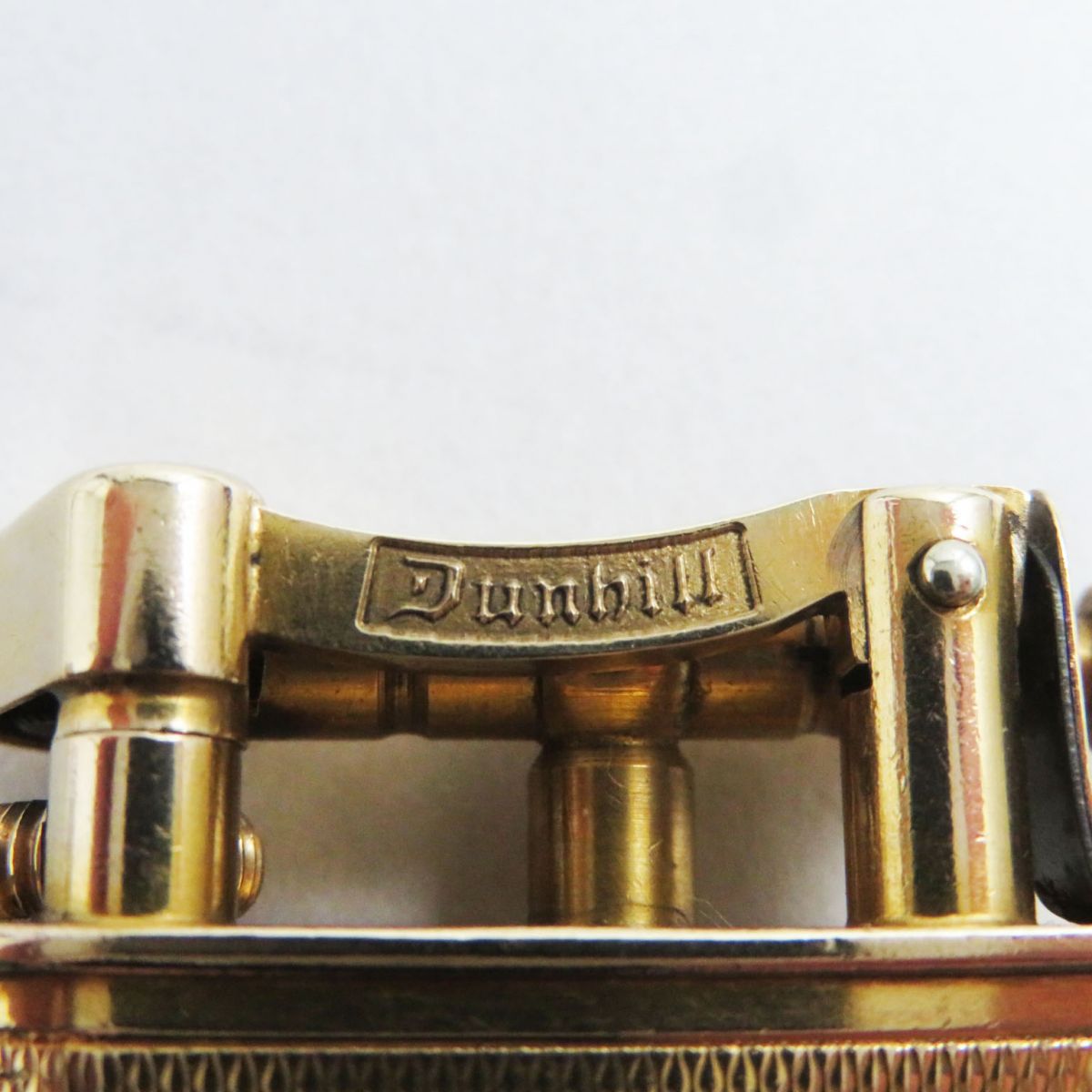 Dunhill K9 Hammer Oil Lighter Vintage Gold