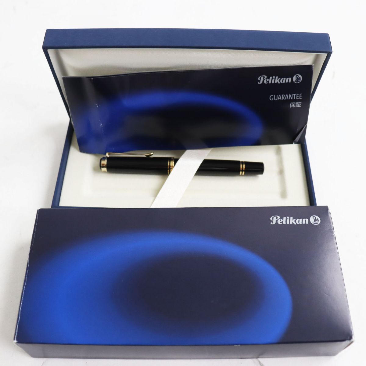 Pelikan Souveran M405 14C Nib Fountain Pen Black Gold