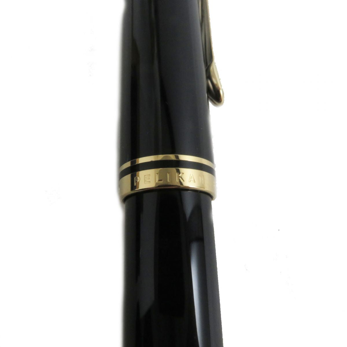 Pelikan Souveran M405 14C Nib Fountain Pen Black Gold