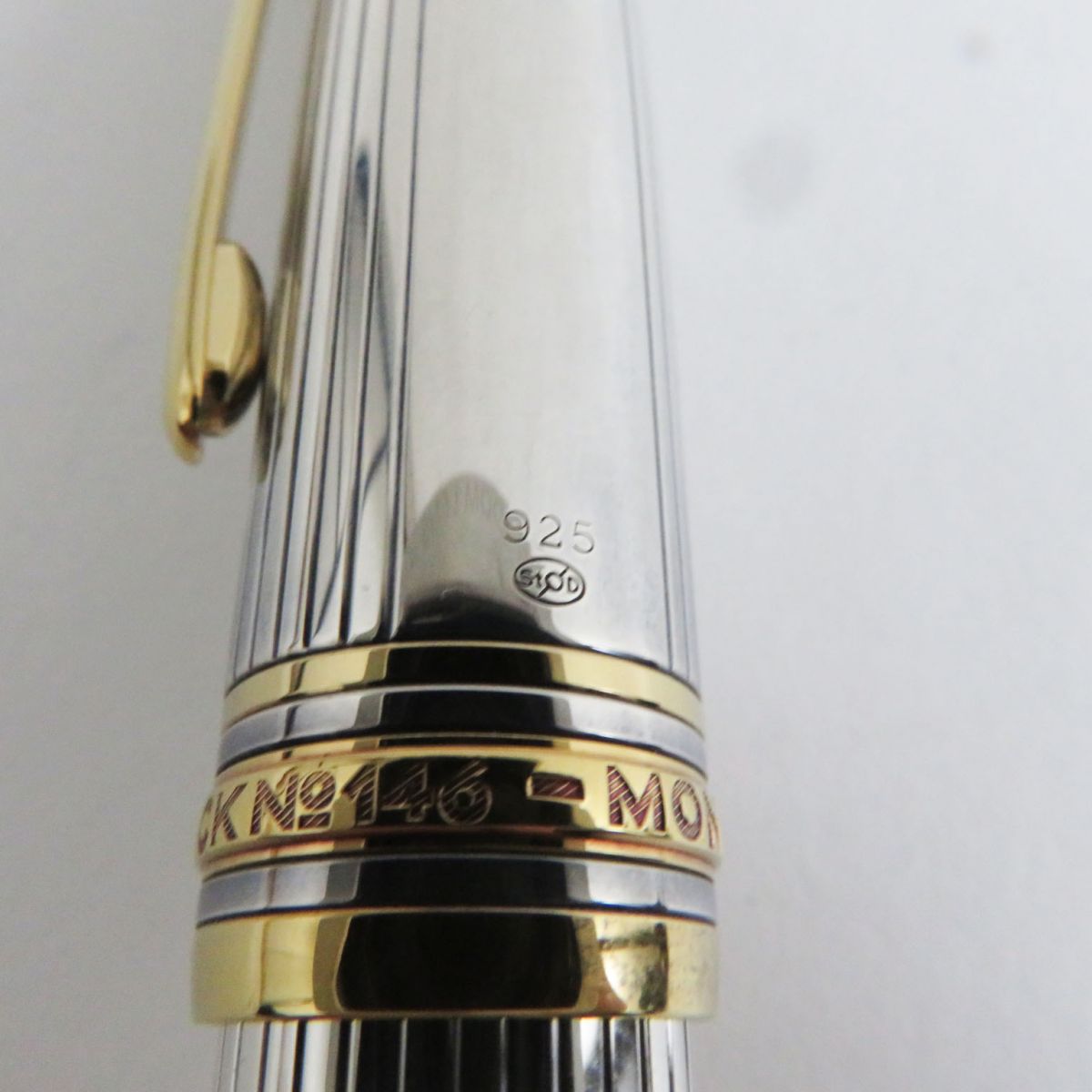 Montblanc Meisterstuck Le Grand Solitaire Fountain Pen