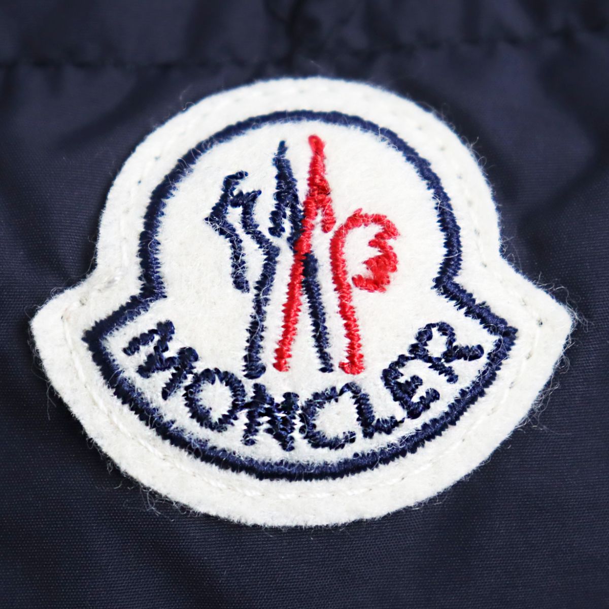 Moncler YERES Tricolor Light Down Jacket