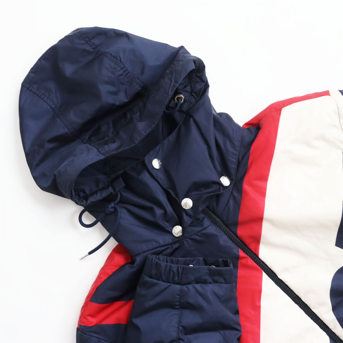 Moncler BERT Logo Hooded Down Jacket