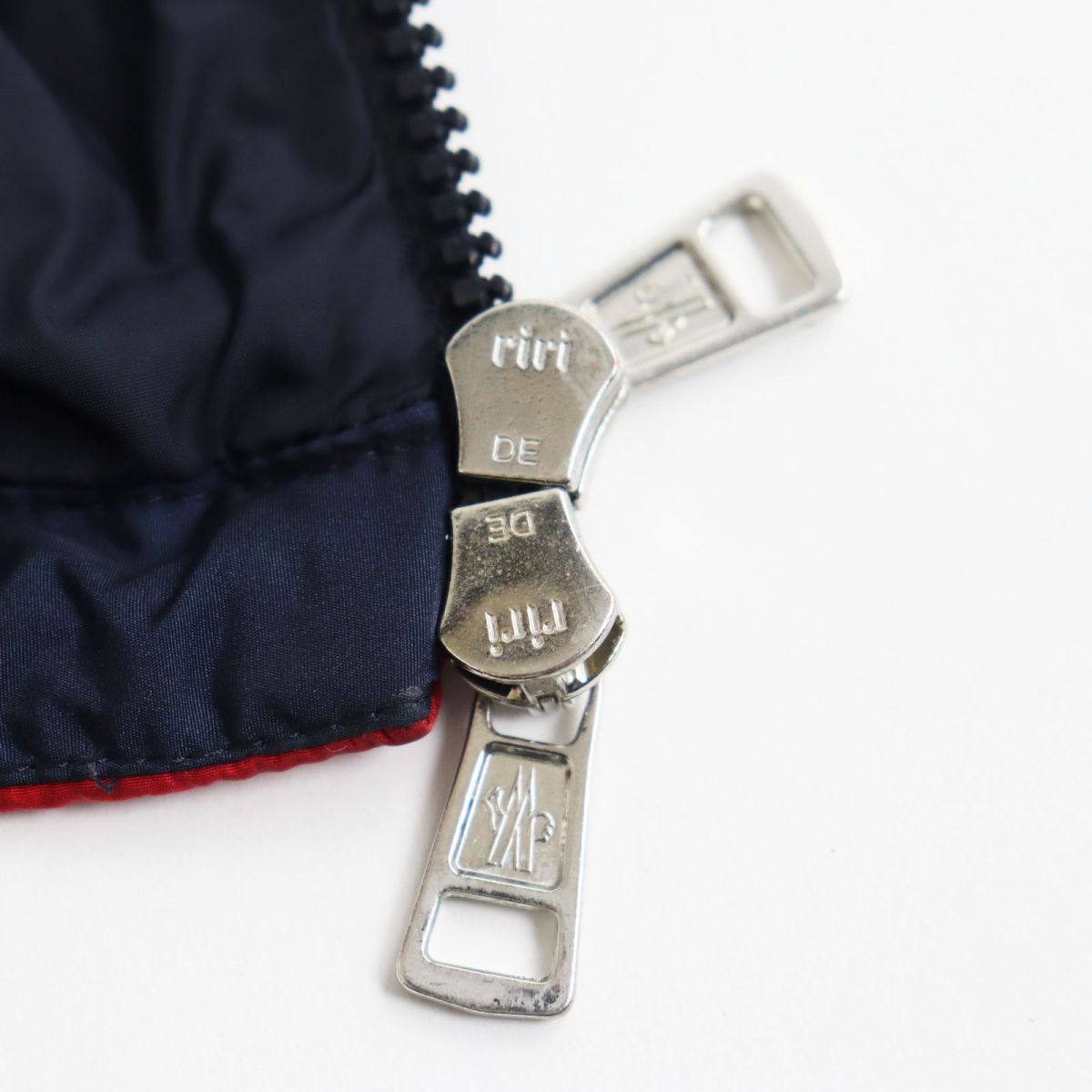 Moncler BERT Logo Hooded Down Jacket